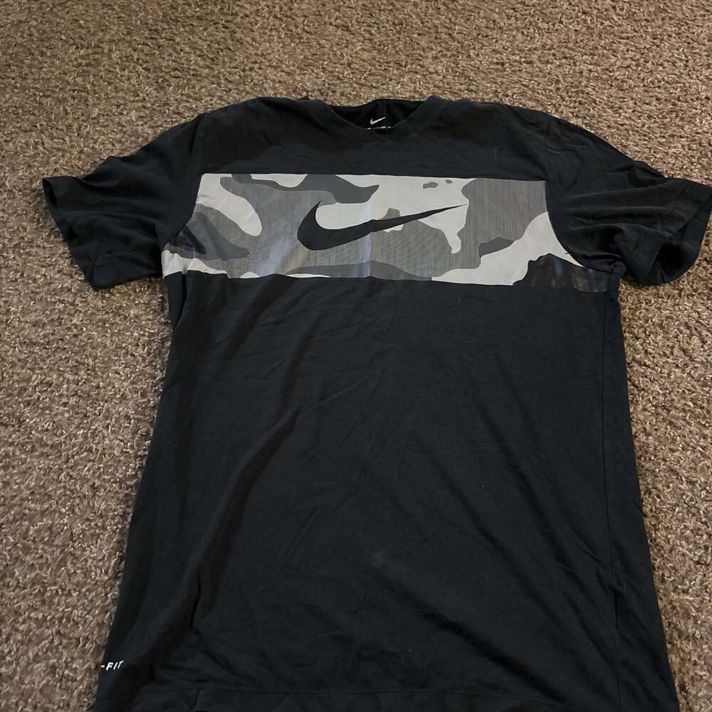 Men's Nike Dri-FIT Camo Print Training Tee
